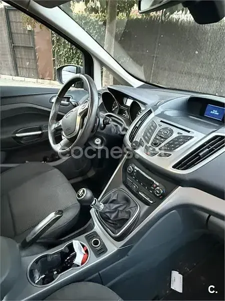 Usado Ford C-MAX Trend 115 CV (84 kW) 2012 Gris / plata Monovolumen