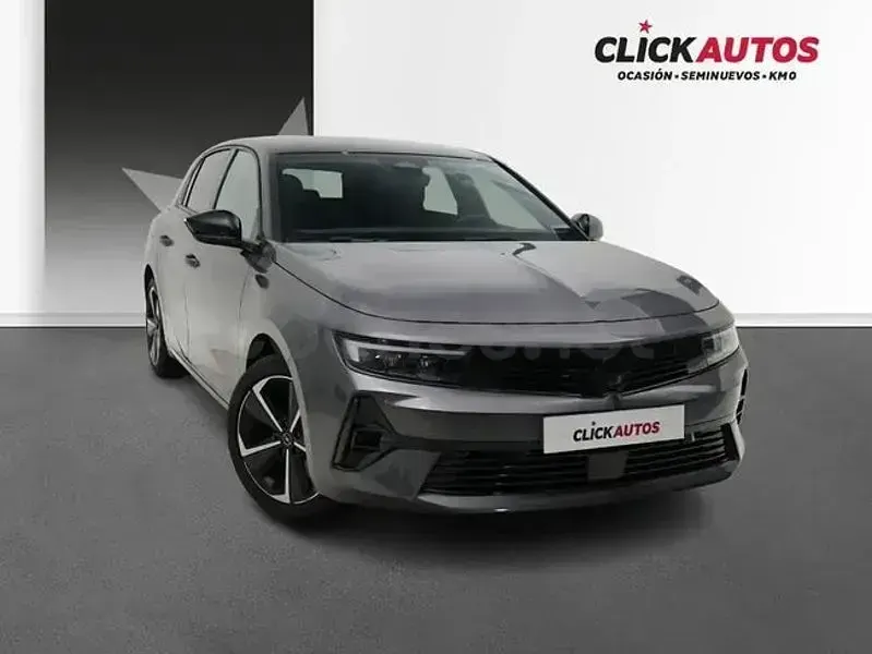 Usado Opel Astra 130 CV (95 kW) 2025 Gris / plata Utilitario