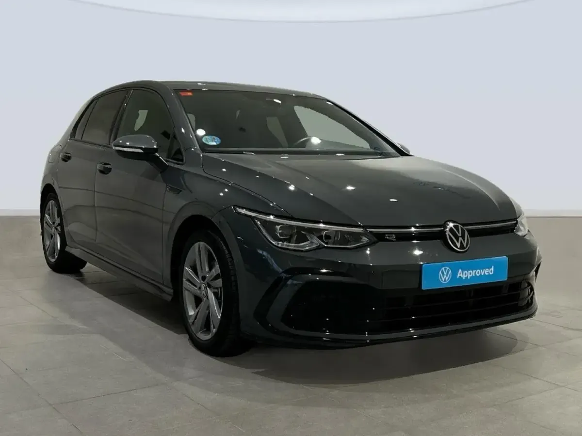 Usado VW Golf VIII R-line 150 CV (110 kW) 2024 Gris