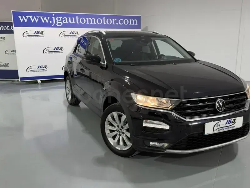 Usado VW T-Roc Advance 150 CV (110 kW) 2021 Negro SUV