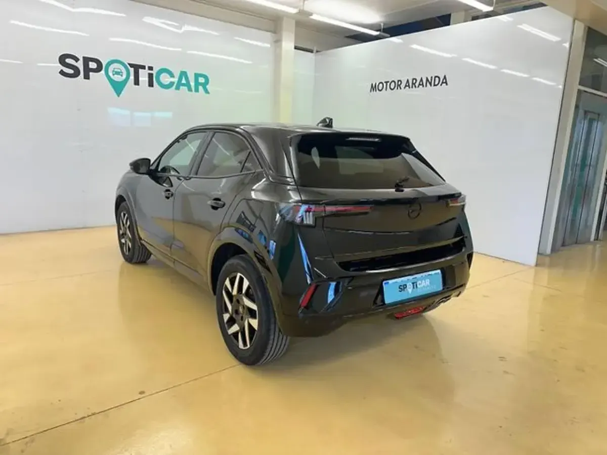 Usado Opel Mokka 136 CV (100 kW) 2025 Negro SUV