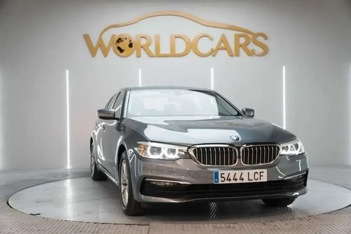 Usado BMW 530e iPerformance 252 CV (185 kW) 2019 Gris Berlina