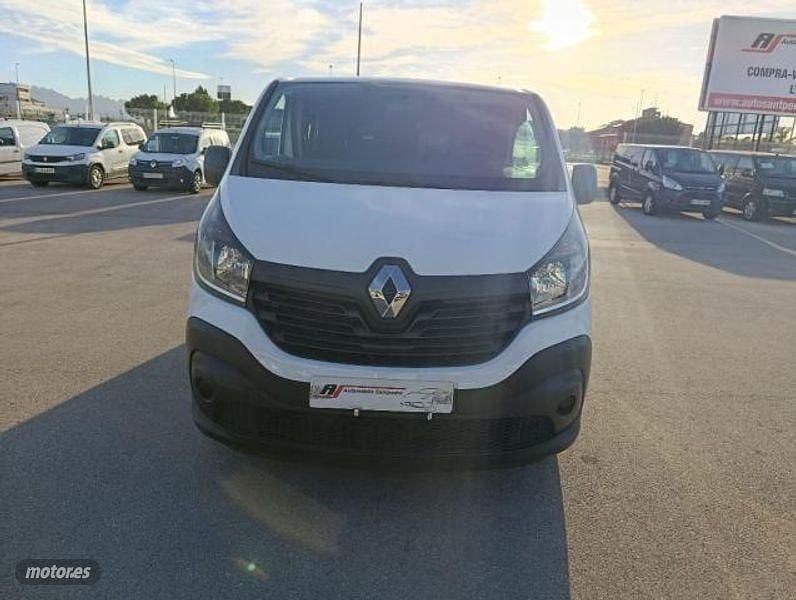 Usado Renault Trafic 125 CV (91 kW) 2019 Blanco Monovolumen