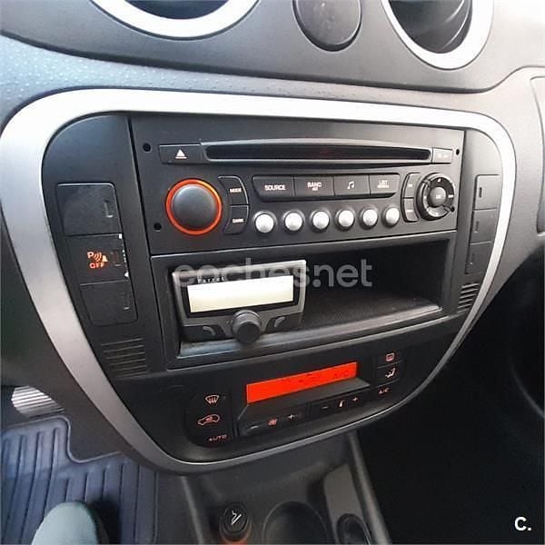 Usado Citroën C2 VTR Sport 110 CV (80 kW) 2006 Negro Utilitario