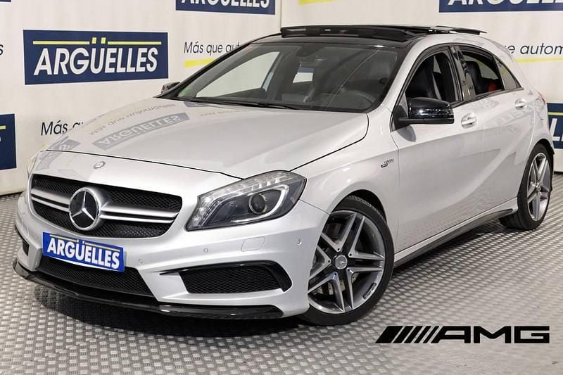 Gris Usado 2013 Mercedes A45 AMG AMG Utilitario | 26.890 € (Precio justo) - Imagen 1/4