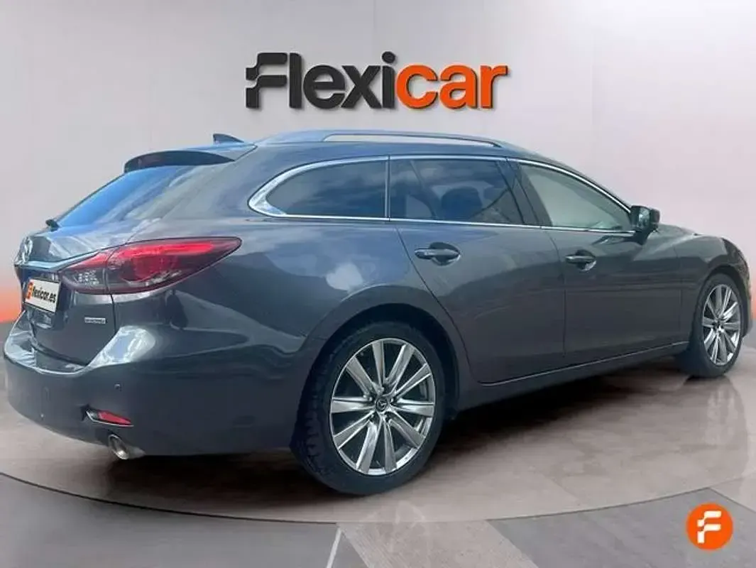 Usado Mazda 6 194 CV (142 kW) 2022 Gris Familiar