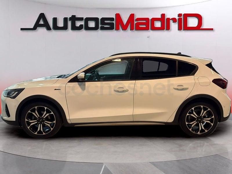Usado Ford Focus Active 155 CV (114 kW) 2022 Blanco Berlina