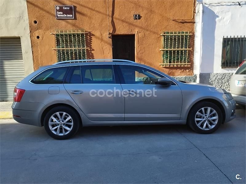 Brugt Skoda Octavia Style 150 HK (110 kW) 2017 Brun Stationcar