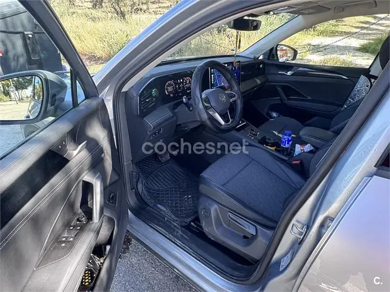 Usado VW Tiguan 150 CV (110 kW) 2025 Gris / plata SUV