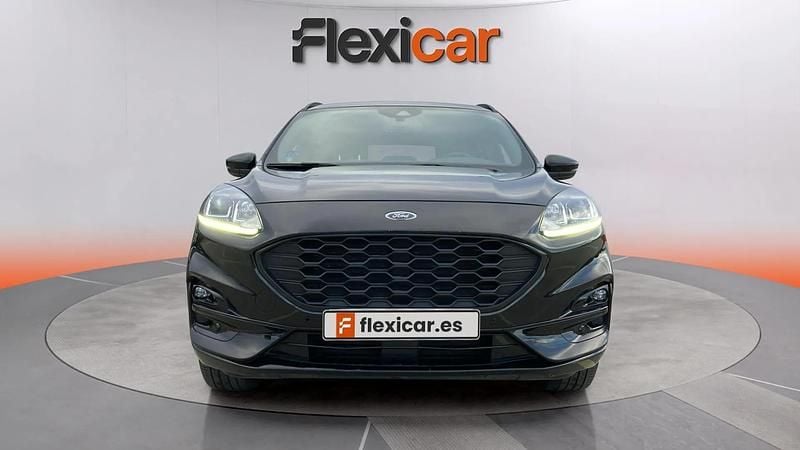 Usado Ford Kuga ST-Line 225 CV (165 kW) 2022 Negro SUV