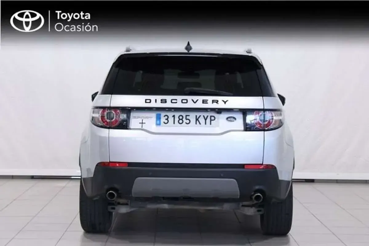 Usado Land Rover Discovery Sport SE 182 CV (133 kW) 2019 Gris SUV