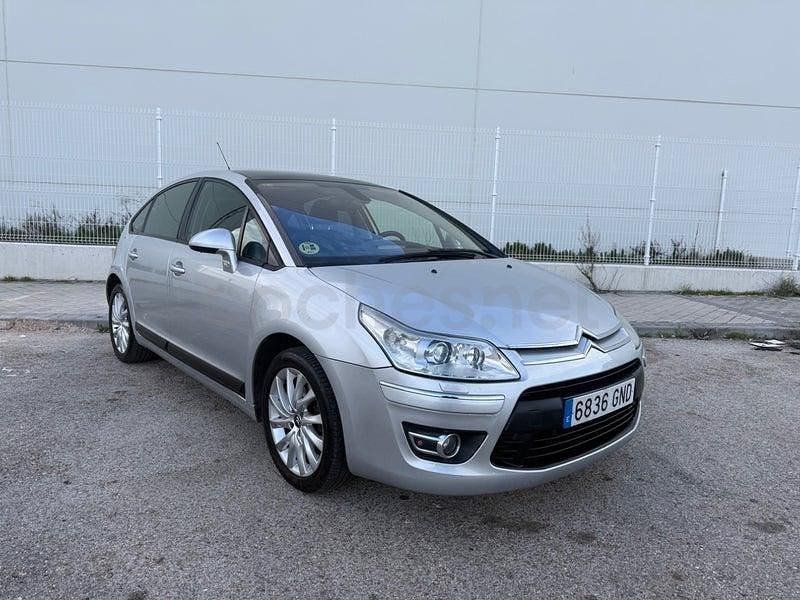 Usado Citroën C4 Exclusive 140 HP (102 kW) 2009 Cinzento Sedan