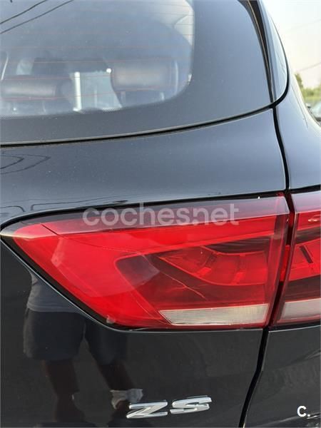 Negro Usado 2023 MG ZS Luxury Berlina | 13.000 € (Super precio) - Imagen 1/1