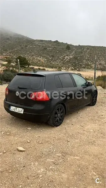 Usado VW Golf IV Sportline 140 CV (102 kW) 2004 Negro Berlina