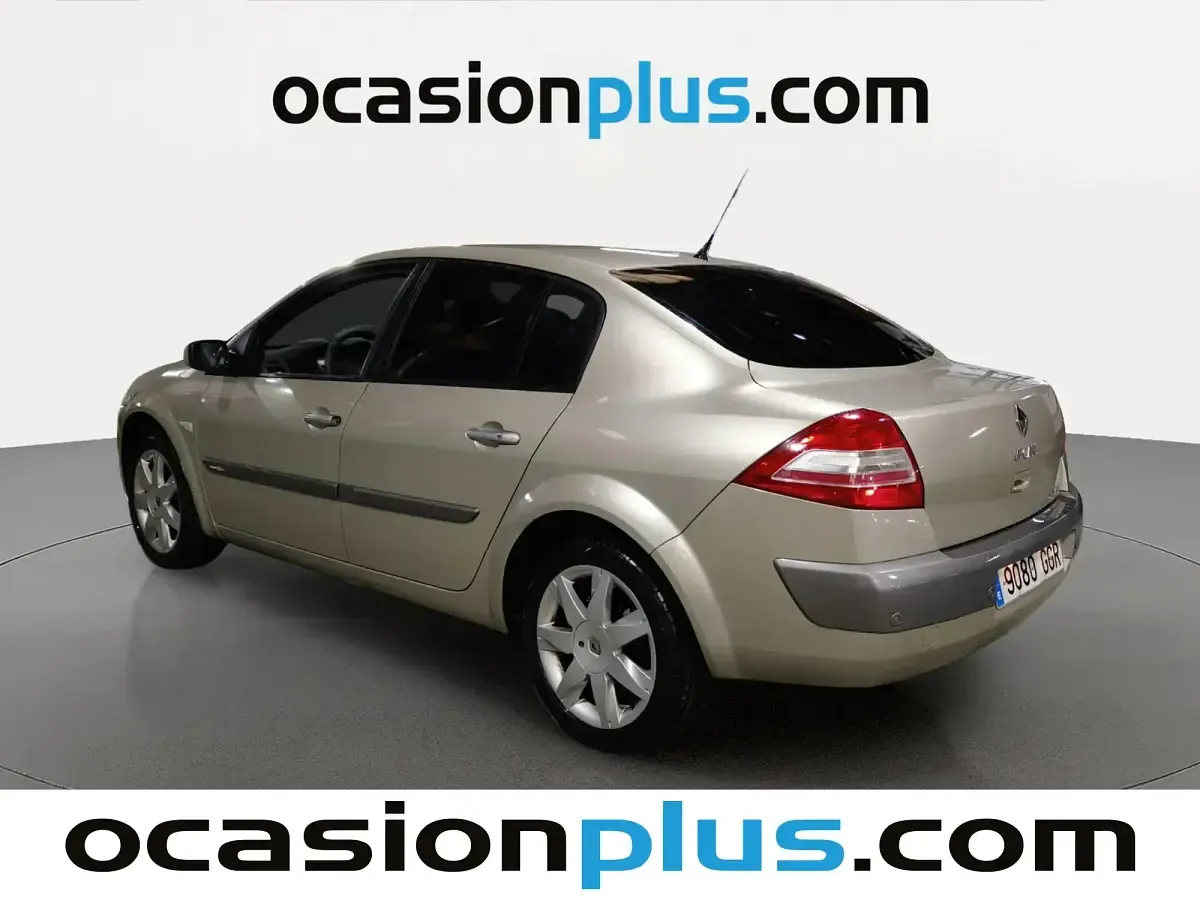 Usado Renault Mégane III Dynamique 111 CV (81 kW) 2008 Beige Berlina