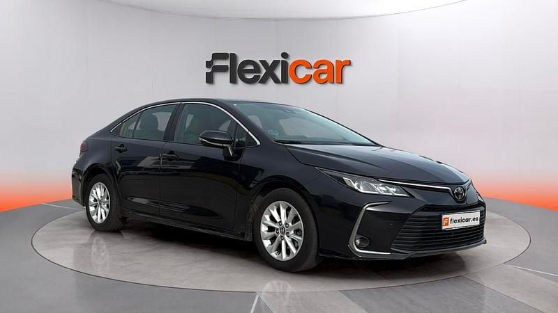 Usado Toyota Corolla Active 140 CV (102 kW) 2023 Negro Berlina