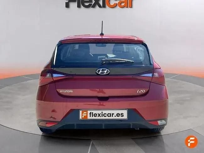 Usado Hyundai i20 84 HP (61 kW) 2022 Vermelho Sedan