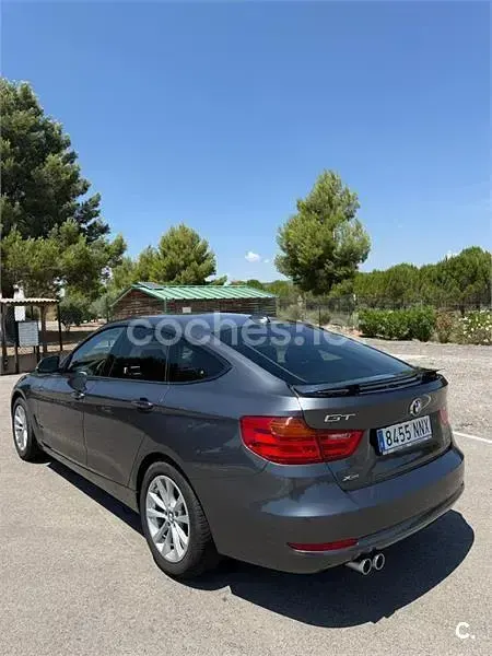 Usado BMW 320 Gran Turismo Comfort Edition 184 CV (135 kW) 2016 Gris / plata Berlina