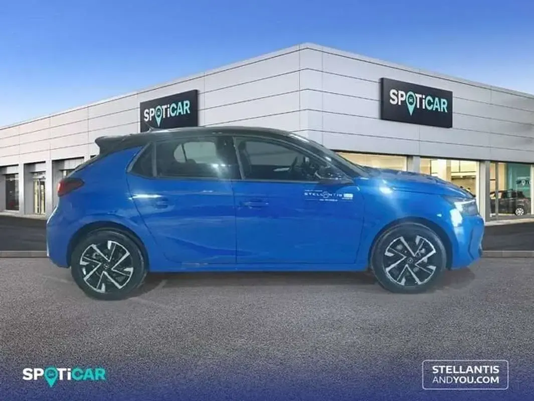 Usado Opel Corsa 110 CV (80 kW) 2026 Azul Utilitario