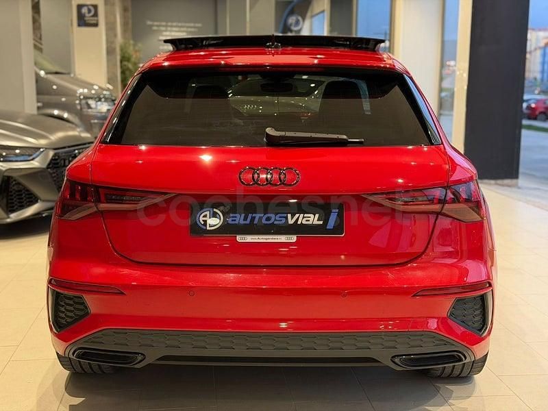 Usado Audi A3 S-Line 150 CV (110 kW) 2021 Rojo Berlina