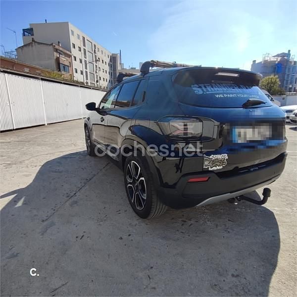Usado Jeep Avenger Summit 100 HP (73 kW) 2024 Preto SUV
