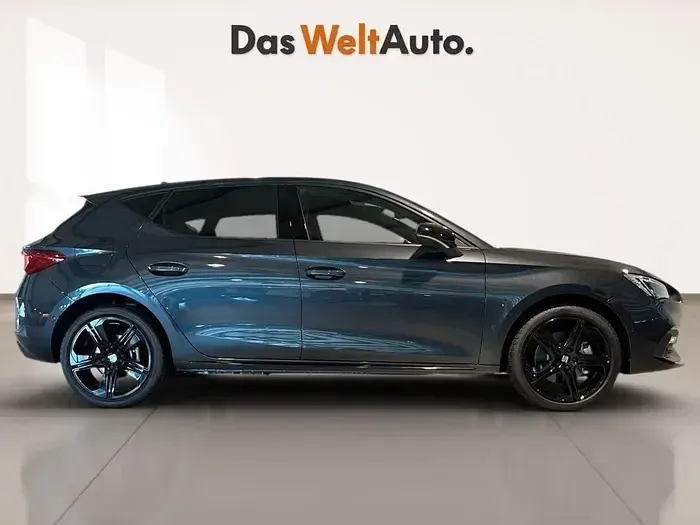 Usado Seat Leon FR 204 CV (150 kW) 2025 Gris