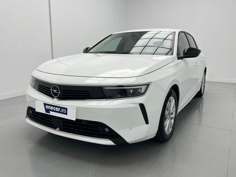 Blanco Nuevo 2024 Opel Astra Edition Berlina | 19.690 € (Precio justo) - Imagen 1/4