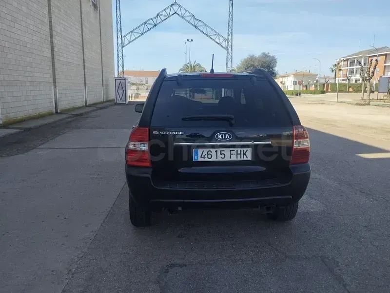 Usado Kia Sportage 140 CV (102 kW) 2008 Negro SUV