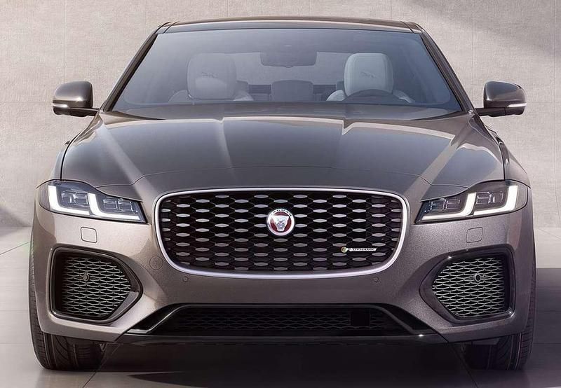 Usado Jaguar XF Premium Luxury 200 CV (147 kW) 2013 Plateado Berlina