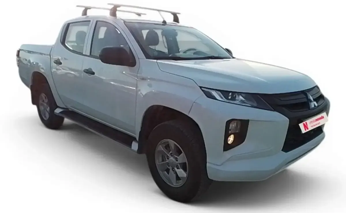 Usado Mitsubishi L200 150 CV (110 kW) 2022 Blanco Pickup/Camioneta