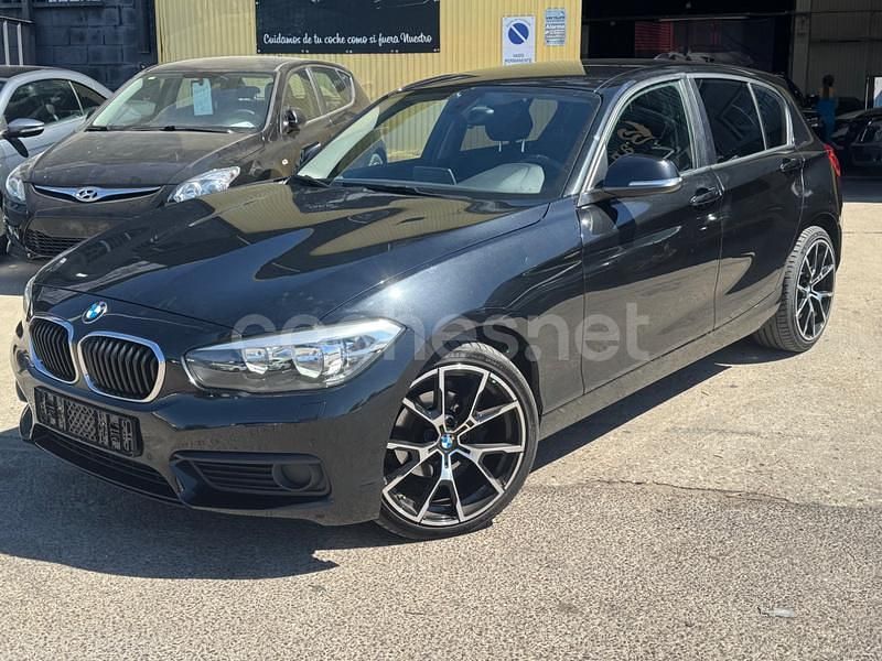 Usado BMW 118 136 CV (100 kW) 2018 Negro Utilitario