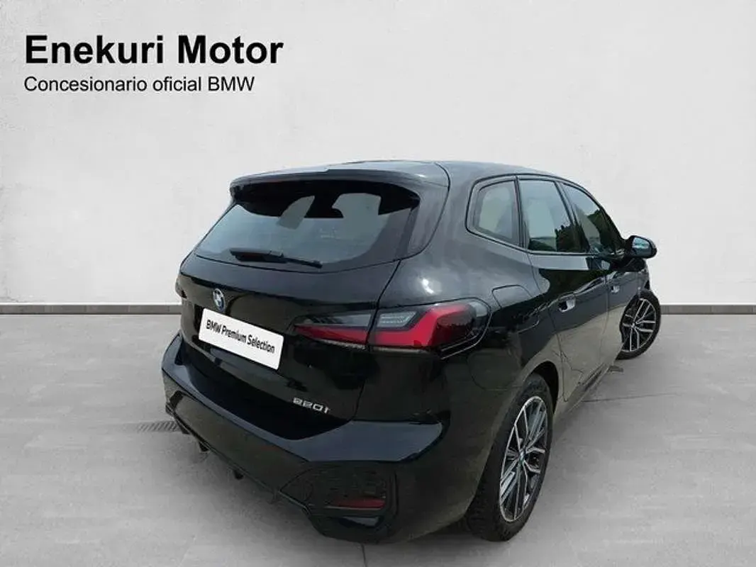 Usado BMW 220 Active Tourer 170 CV (125 kW) 2024 Negro Monovolumen
