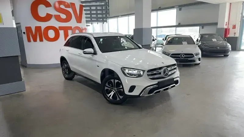 Usado Mercedes GLC300 321 CV (236 kW) 2020 Blanco SUV