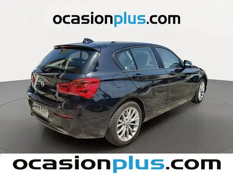 Usado BMW 118 150 CV (110 kW) 2019 Negro Berlina