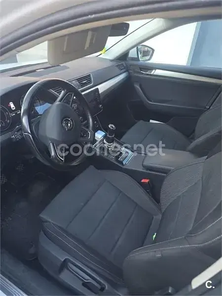 Occasion Skoda Superb Ambition 150 PK (110 kW) 2018 Wit Stationwagen
