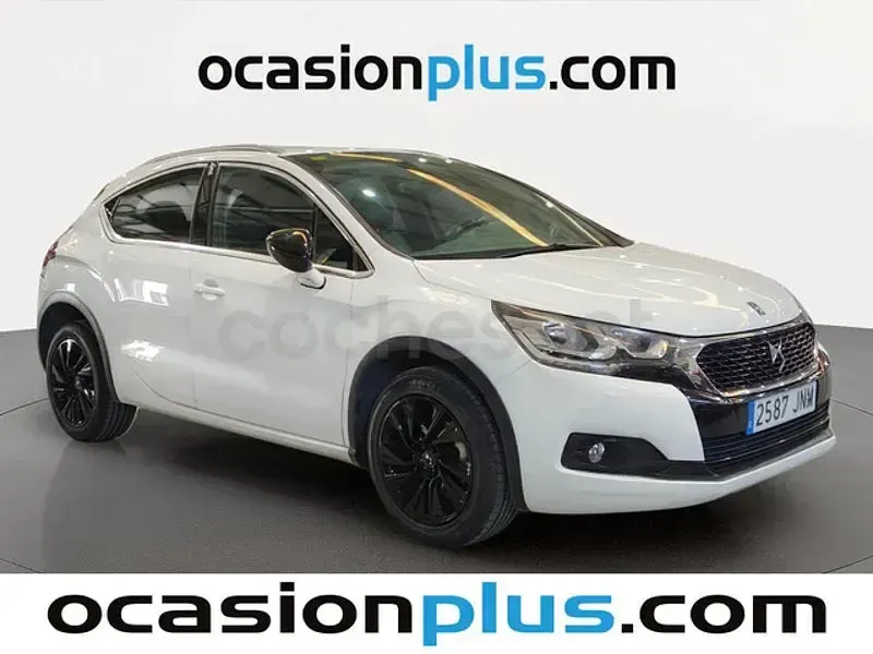 Usado DS Automobiles DS4 Crossback Style 131 CV (96 kW) 2016 Blanco SUV