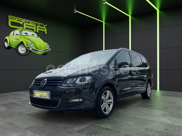 Gris / plata Usado 2020 VW Sharan Advance Monovolumen | 31.999 € (Precio justo) - Imagen 1/4