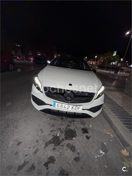 Usado Mercedes A200 AMG line 136 CV (100 kW) 2017 Blanco Berlina