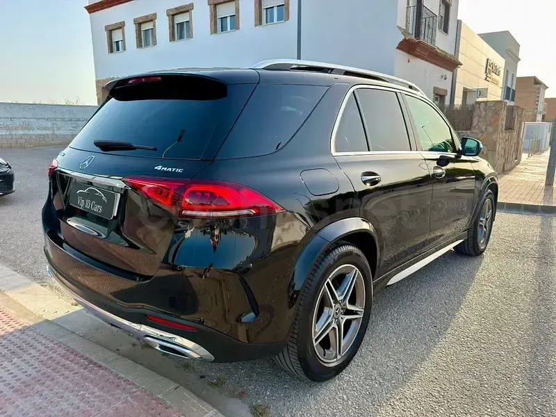Usado Mercedes GLE300 245 CV (180 kW) 2021 Negro SUV