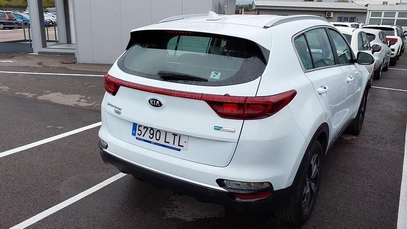 Usado Kia Sportage 136 CV (100 kW) 2021 Blanco SUV