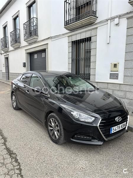 Negro Usado 2017 Hyundai i40 Berlina | 10.000 € (Precio justo) - Imagen 1/4