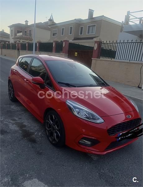 Usado Ford Fiesta ST-Line 125 CV (91 kW) 2018 Rojo Utilitario