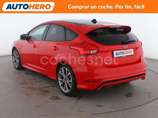 Usado Ford Focus ST-Line 150 CV (110 kW) 2017 Rojo Berlina