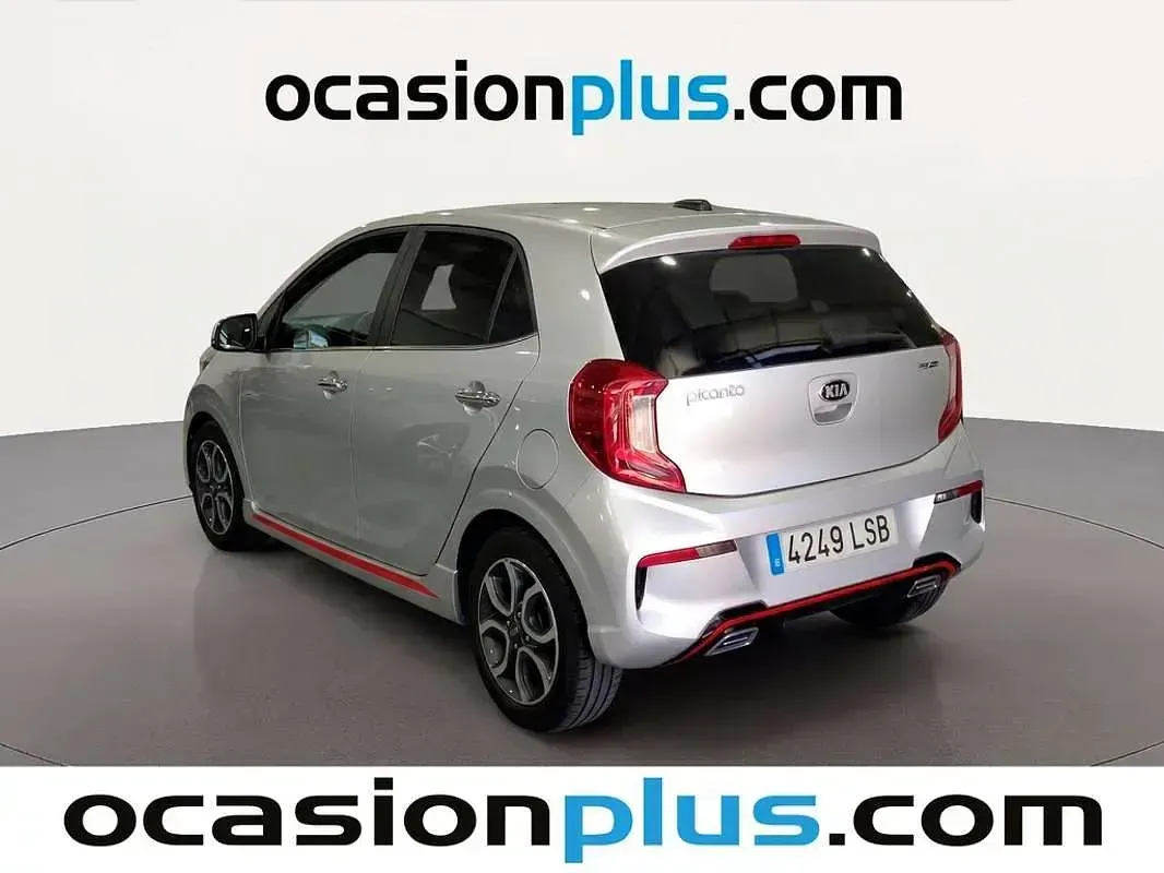 Usado Kia Picanto GT-Line 67 CV (49 kW) 2021 Gris Utilitario