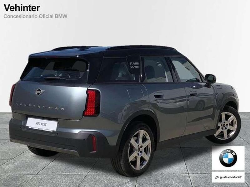 Usado Mini One D Countryman Essential 163 CV (119 kW) 2024 Verde SUV