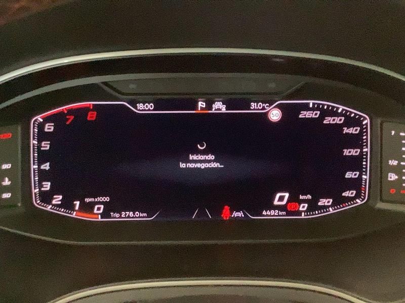 Usado Seat Arona FR 115 CV (84 kW) 2024 Gris SUV