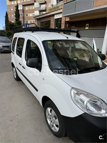 Usado Renault Kangoo 75 CV (55 kW) 2021 Blanco Familiar
