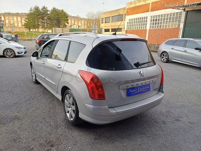 Usado Peugeot 308 SW Premium 110 CV (80 kW) 2009 Gris / plata Familiar