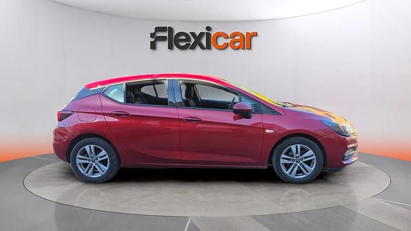 Usado Opel Astra GS Line 131 CV (96 kW) 2020 Rojo Utilitario