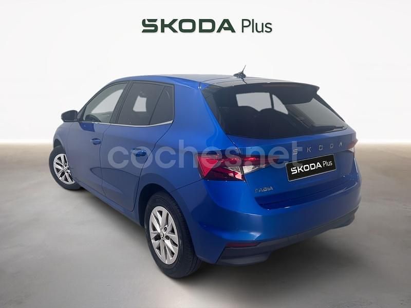 Usado Skoda Fabia Selection 116 CV (85 kW) 2024 Azul Utilitario